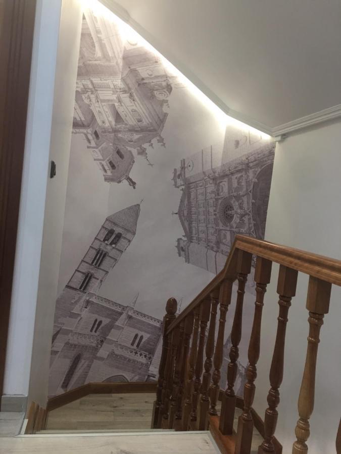 Claustro Las Francesas Siglo XV Βαγιαδολίδ Εξωτερικό φωτογραφία